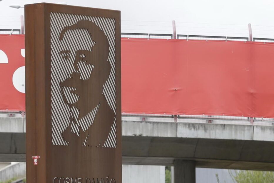 Inscrições no monumento a Cosme Damião foram removidas