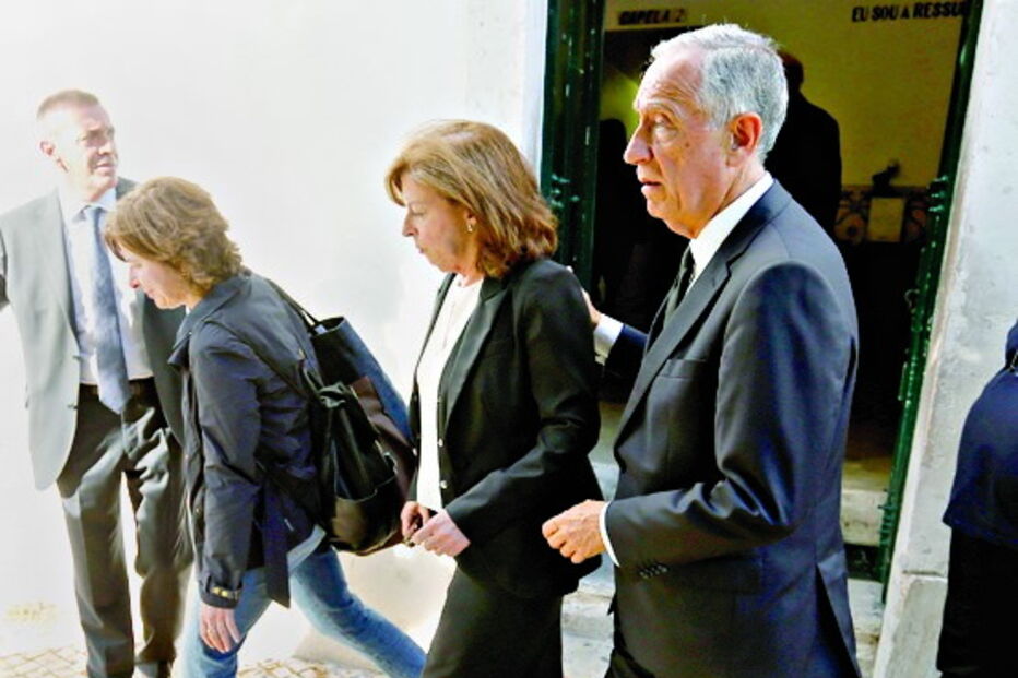 Leonor Beleza, irmã de Miguel Beleza, com o Presidente da República   