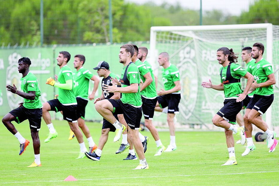 Plantel do Sporting, muito incompleto, regressou ontem ao trabalho   