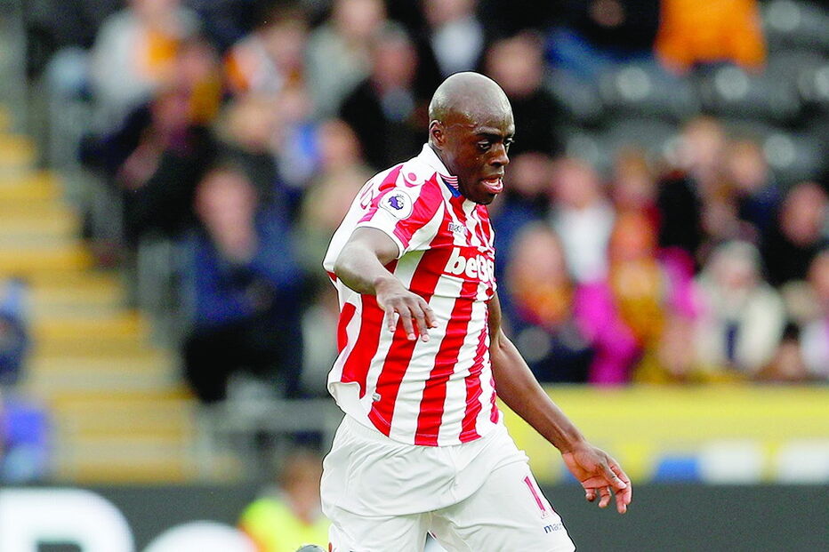 Martins Indi faz força para que o FC Porto venda o seu passe ao Stoke City