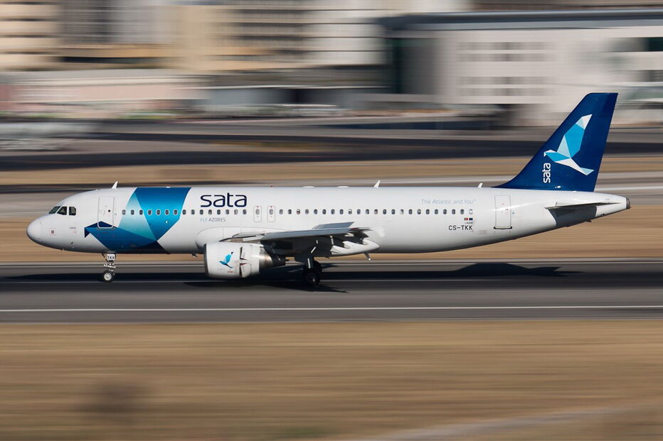 Avião Airbus A320 da SATA