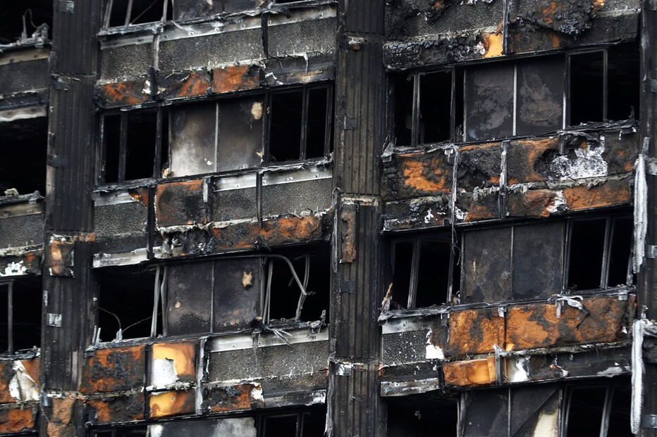 Incêndio na torre de Grenfell, em Londres, matou 79 pessoas