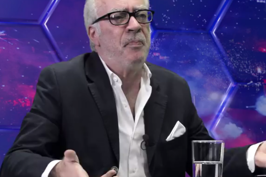 Benfica brinca no facebook com divulgação de emails