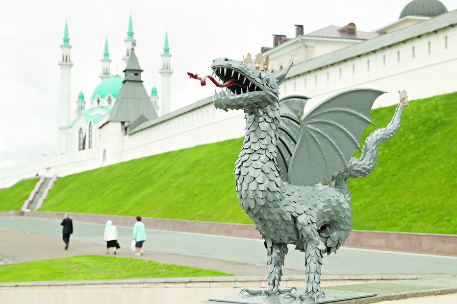 ‘Zilant’ é uma criatura lendária em forma de dragão aparentado à serpente e com garras de ave de rapina