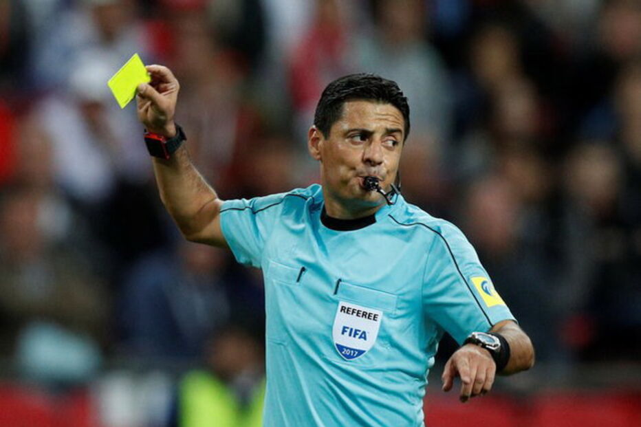 O árbitro iraniano Alireza