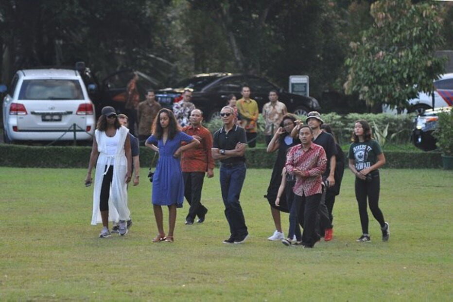 Família Obama de férias na Indonésia