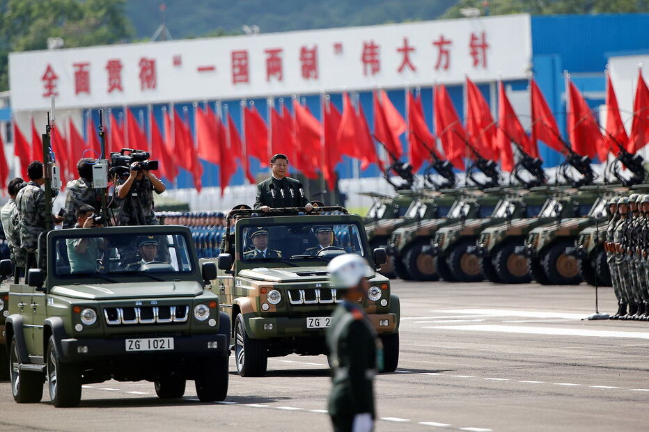 Parada militar em Hong Kong