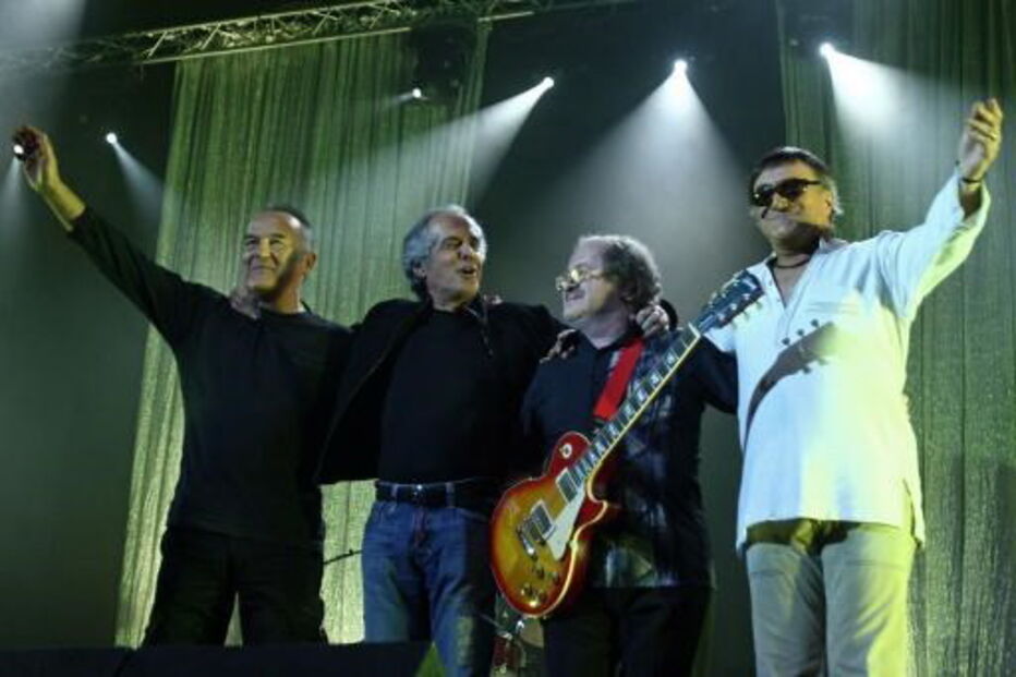 Tozé Brito, quarteto 1111, josé cid, mike sargeant