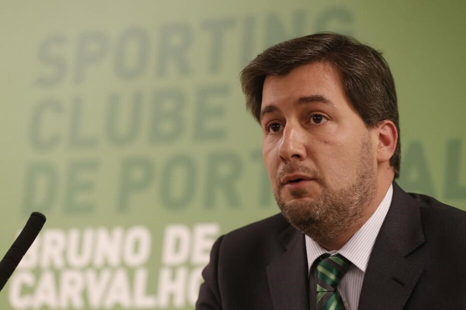 Época 2012 2013 - anuncia candidatura à presidencia do sporting -- pedro ferreira.jpg