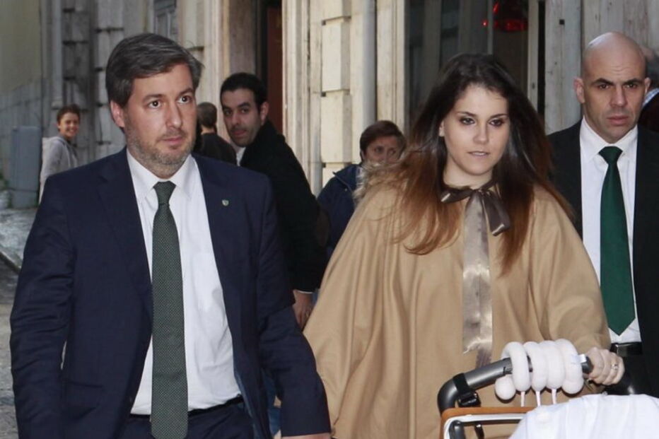 2017-06-30_17_11.09 2015-2016 -Na companhia de mulher e filha -- Joao Miguel Rodrigues.jpg