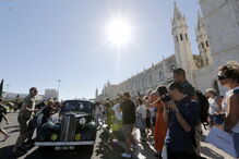 As imagens do fim da cerimónia e a saída dos noivos do Mosteiro dos Jerónimos