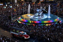 Jesus Generelo, Madrid, Pelos, Grã-Bretanha, LGBTI, Estados Unidos, Nova Iorque, presidente, União Europeia, Chechénia, Rússia, Organização Mundial de Saúde, 10.º Festival do Orgulho Gay, Londres, Toronto, Espanha, questões sociais