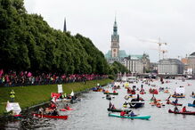 Milhares de pessoas protestaram em Hamburgo contra a cimeira do G20