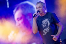 Ian Gillan, de 71 anos, sobe amanhã ao palco do MEO Arena ao lado de Steve Morse, Roger Glover, Ian Paice e Don Airey 