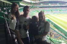 Fábio Coentrão fotografado no Estádio de Alvalade