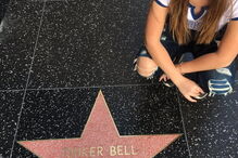 Limpa estrela de Trump no Passeio da Fama e internet não perdoa