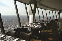 360, o restaurante da famosa CN Tower