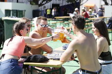 Imagens do recinto do Alive no primeiro dia do festival