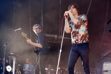 Os Phoenix em concerto no NOS Alive