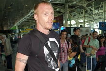 Mathieu assinou pelo Sporting