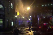 Fogo no mercado de Camden, em Londres