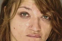 Leigh Ann Sepelyak está acusada de pegar fogo ao namorado, Grady Spencer