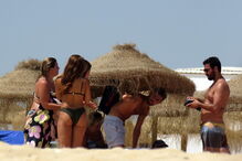 Taça das Confederações, Algarve, Bernardo Silva, Alicia Verrando, Rússia, Bahamas, Vilamoura, desporto, sensual, ousada, biquíni, futebolista, futebol, desporto