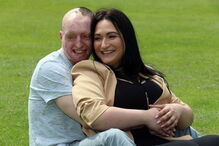 Vítima de ácido, Inglaterra, Daniel Rotariu