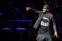 R. Kelly, estrela de R&B