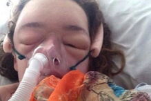 Ela não sabia porque é que os seus pés e mãos não paravam de crescer