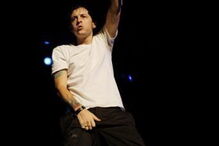 A banda passou pelo Pavilhão Atlântico em 2003