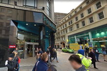 Tenta sequestrar menina de 5 anos à porta da Primark