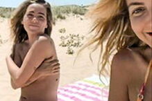 2017-07-31_23_32.03 2Atriz esteve na praia com a fadista Gisela João.jpg