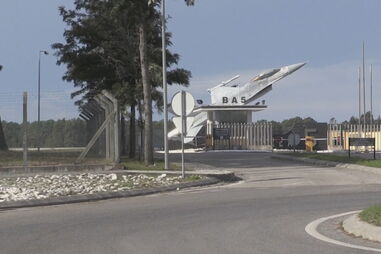 Militares ganharam fortuna com comida 