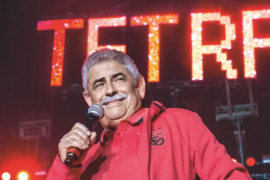 Luís Filipe Vieira pediu aos adeptos que se mantenham unidos no ataque ao pentacampeonato apesar das polémicas