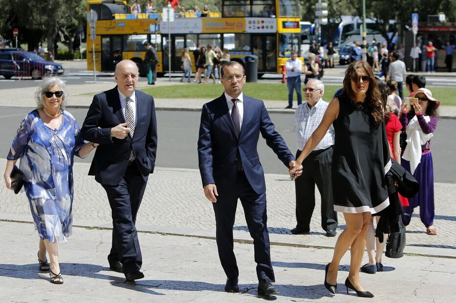 Convidados e noivos chegam ao Mosteiro dos Jerónimos