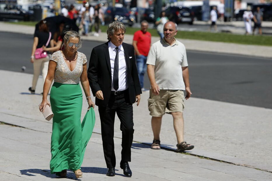 Convidados e noivos chegam ao Mosteiro dos Jerónimos