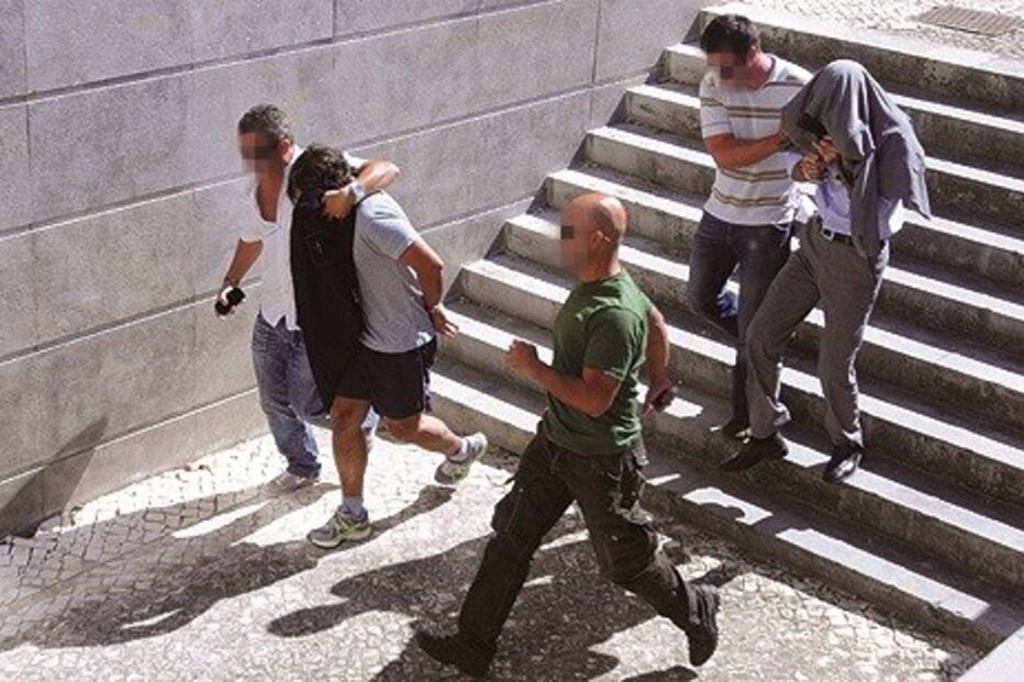 Trio foi detido pela PJ em 2011   