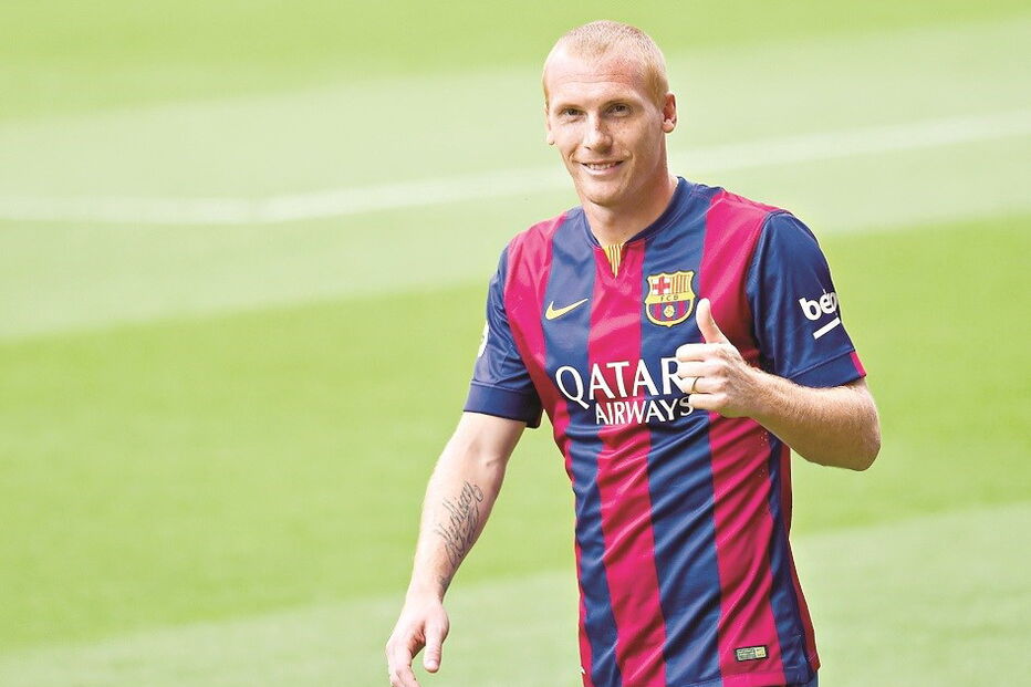 Jérémy Mathieu perdeu espaço na equipa do Barcelona 