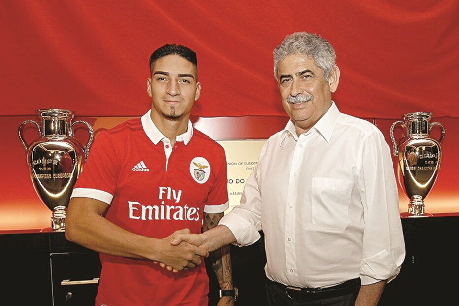 Cristián Arango foi ontem apresentado como jogador do Benfica   