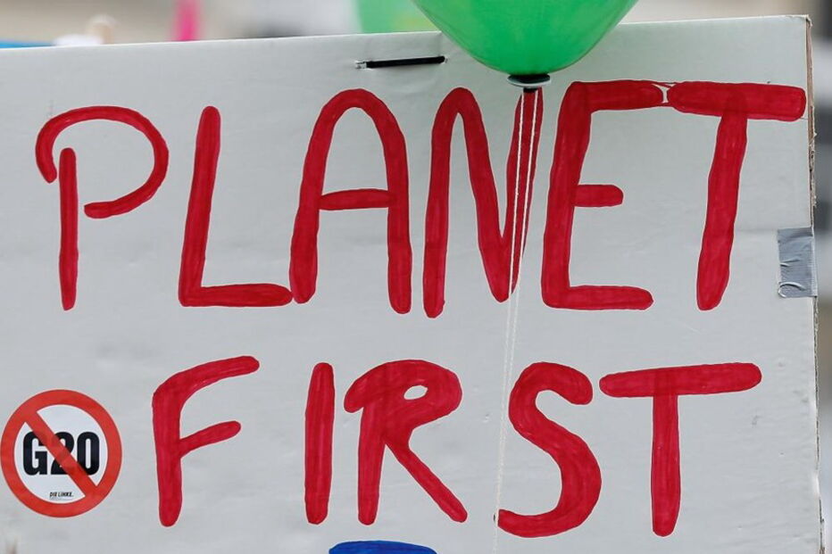 Milhares de pessoas protestaram em Hamburgo contra a cimeira do G20