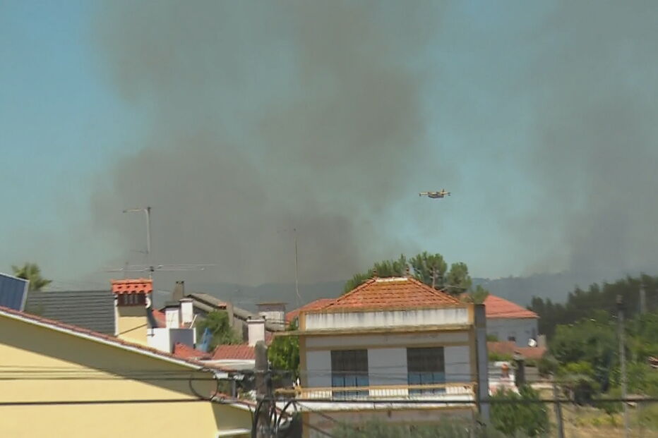 Fogos deflagram no distrito de Santarém