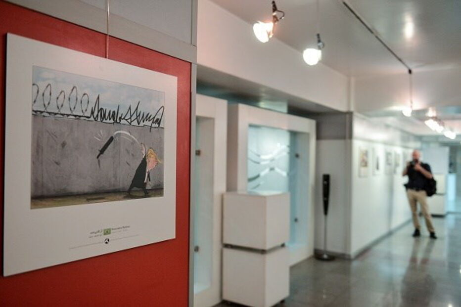 Iranianos organizaram um concurso de banda desenhada de 