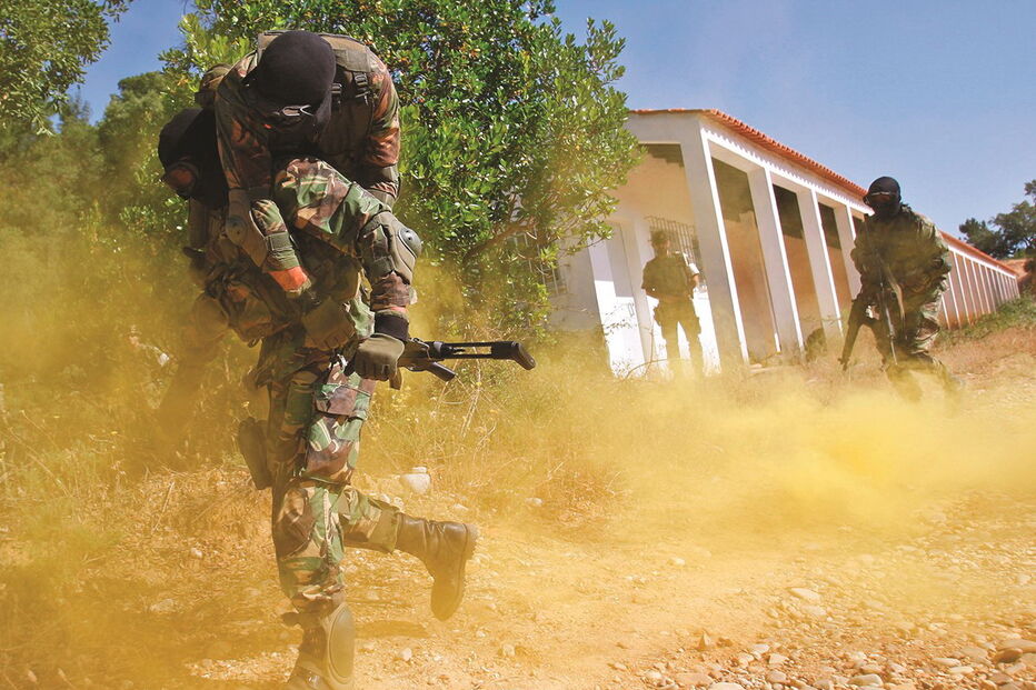 Roubo nos paióis do Exército gera onda de preocupação nas embaixadas e nos consulados portugueses e nos países da CPLP