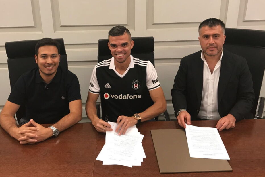 Besiktas confirma negociações para a contratação de Pepe