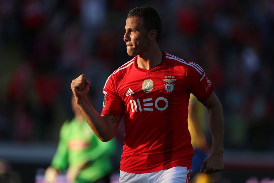 operação joelho, Lima, jogador, ordenado, Luz, Benfica, desporto, futebol