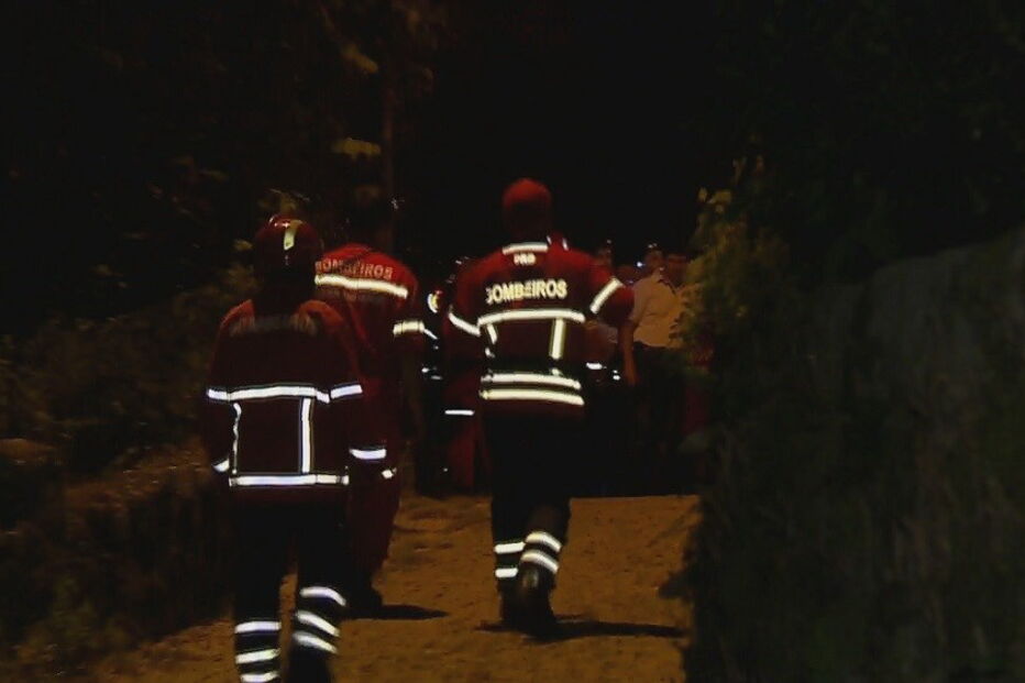 Imagens das buscas que estão a decorrer na Póvoa de Lanhoso para encontrar um menino de 18 meses, desaparecido esta terça-feira	