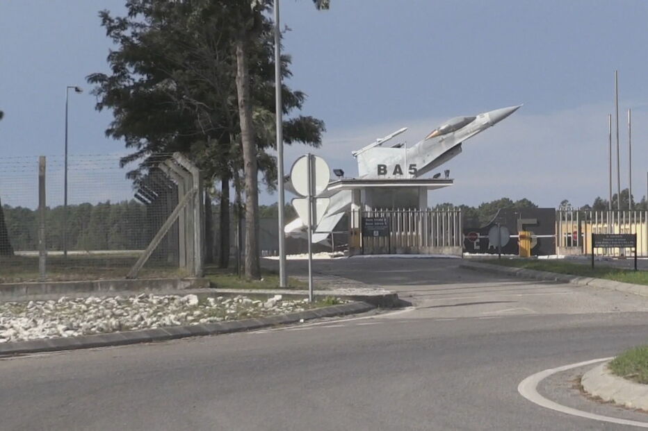 Militares ganharam fortuna com comida 
