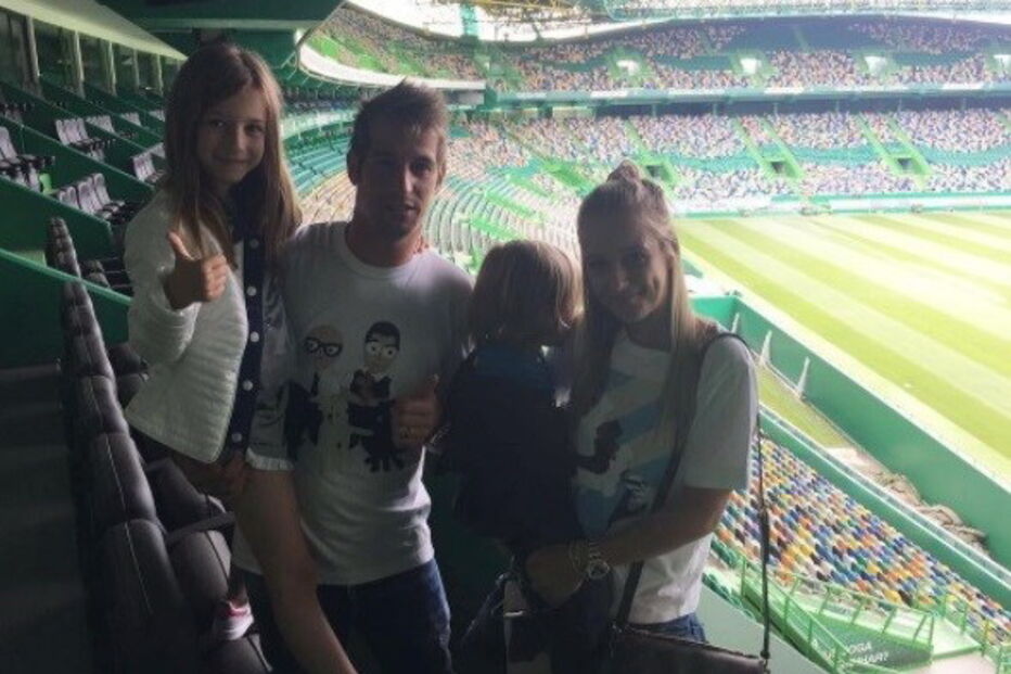 Fábio Coentrão fotografado no Estádio de Alvalade