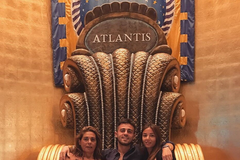 Bernardo Silva e namorada estão a desfrutar de umas luxuosas férias nas Bahamas